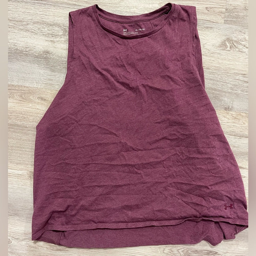 Under armour tank